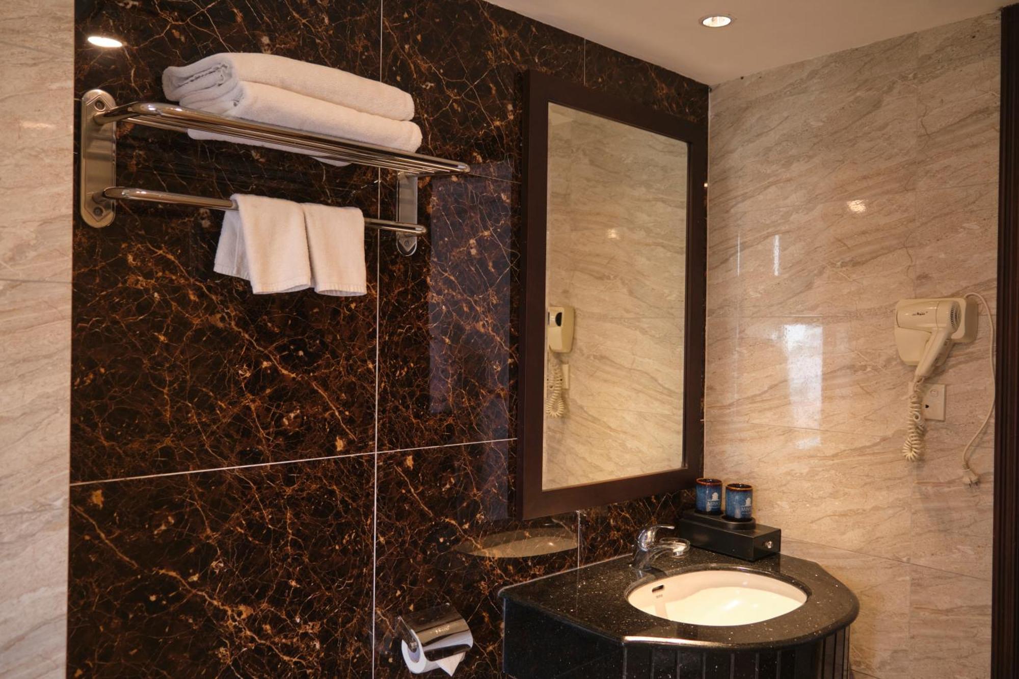Minasi Premium Hotel ฮานอย ภายนอก รูปภาพ
